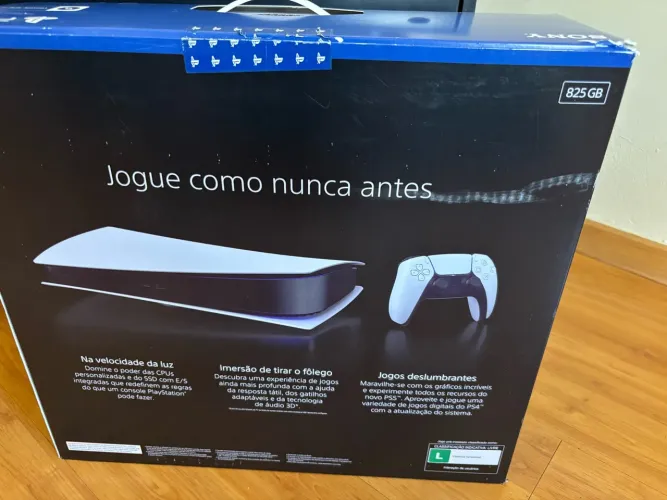 PS5 Slim (com caixa dois controles e base carregadora)