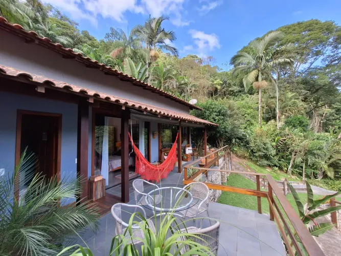 Casa com Vista Panorâmica na Serra Macaense Sana/RJ