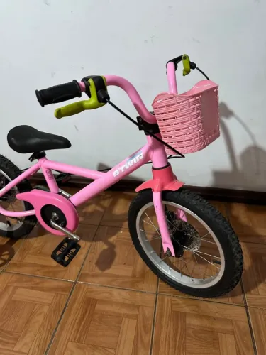 Bicicleta aro 16 btwin freios a disco