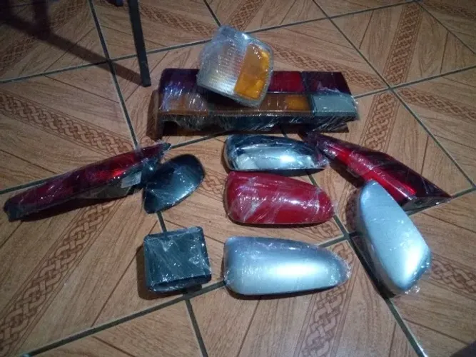Vendo acessórios diversos de várias marcas e modelos de veiculos