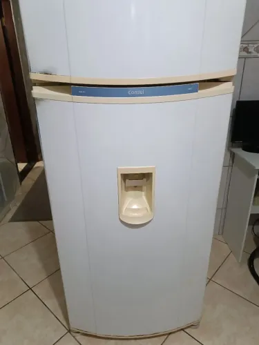 Geladeira biplex 480 litros