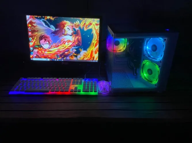 PC COMPLETO GAMER DDR4 8GB I3 7 GERAÇÃO ACEITO CARTÃO DO GARANTIA 1700$