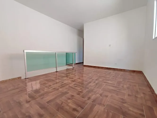 Casa para aluguel - Tirol, 2 quartos - Belo Horizonte