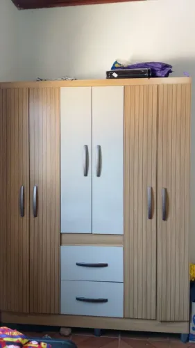Vendo guarda roupa