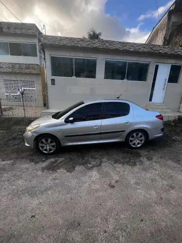 Peugeot 207 Sed. Passion XR Sport 1.4 Flex 8V 4P 2010