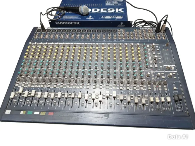 Mesa de Som Euro Desk MX-2442A