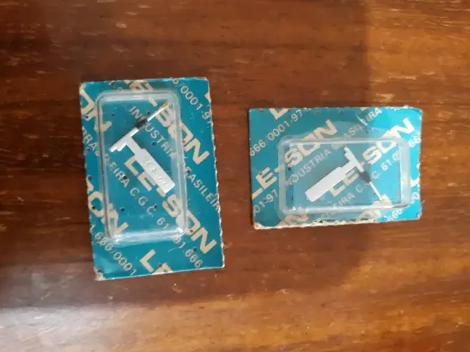 Vendo agulha fonocaptora Le son 1002, nova