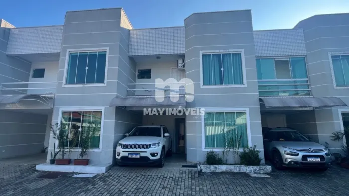 Casa em Condomínio à Venda em Itajaí - SC.