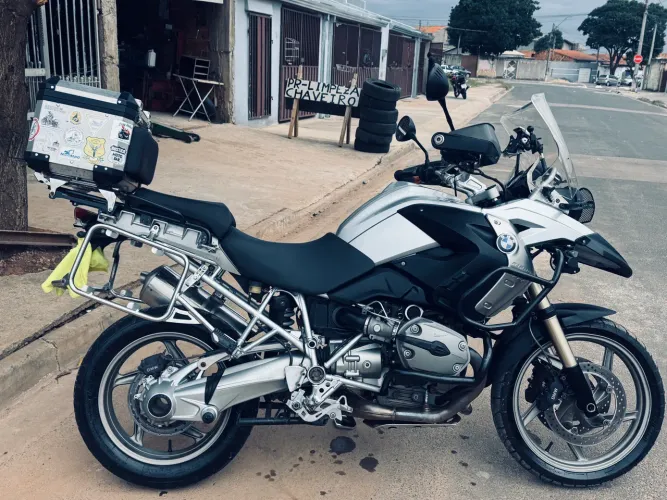 GS 1200
