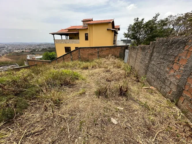 Excelente Lote Jardim Pirineus 620m2