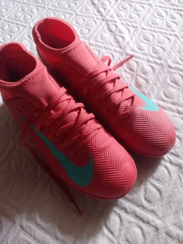 Chuteira socyte Nike original 37