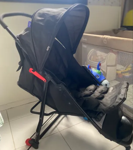 Carrinho de bebê Cosco