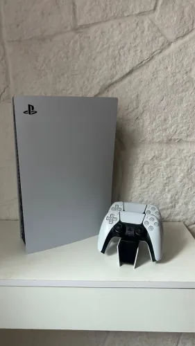Ps5 + 2 controles com carregador + jogos