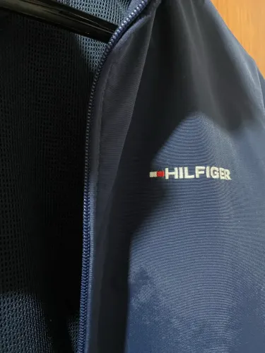 TOMMY HILFIGER U.S.A - IMPORTADO - SEM USO - Tamanho M - Jaqueta Azul