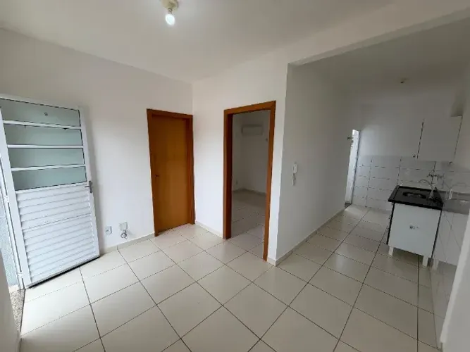 Lindo Studio 35m² c/ Ar e Armário - Próximo ao Shopping Estação