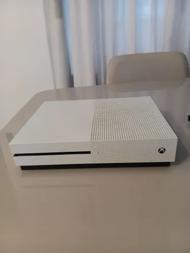 Xbox One S 500GB com defeito - Não liga - Aceito propostas/trocas