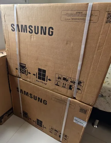 Ar-condicionado Split Inverter Samsung WindFree 12.000BTUs Frio Branco 220V - Novo - Lacra