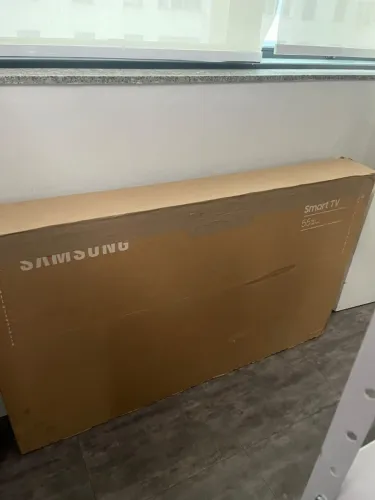 SMART TV 55" 4K CRYSTAL BUSINESS SAMSUNG LH55BEFH4GGXZD TIZEN (LACRADO)