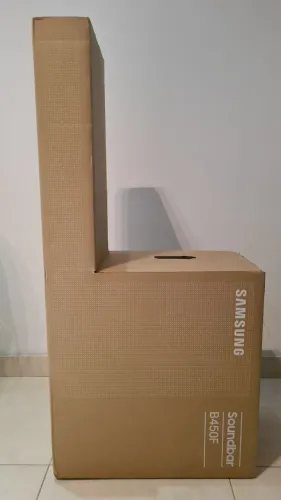 Soundbar Samsung HW-B450F 2.1 canais 300W Subwoofer com Bluetooth