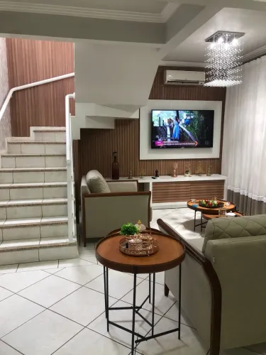 Casa 4 quartos com suíte 4 sacada