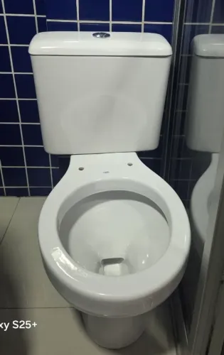 Vaso Sanitário de porcelana branco Celite