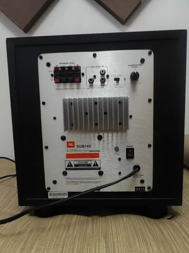 Subwoofer jbl