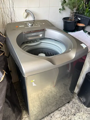 Lavadora de Roupas Brastemp 15kg Cesto Inox 12 Programas de Lavagem