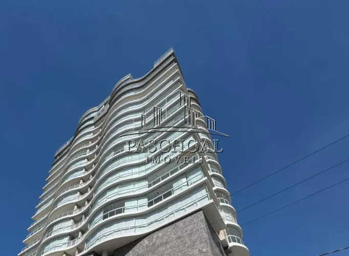 COBERTURA MOBILIADA DUPLEX COM 3 QUARTOS SENDO 1 SUÍTE NA GUILHERMINA EM PRAIA GRANDE COM 