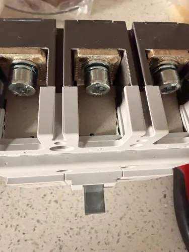 Disjuntor 150 amperes