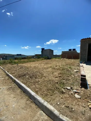 Vendo ou troco terreno em Limoeiro 7,6 m x 20 m