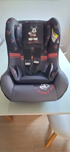 Cadeira de BB para carro