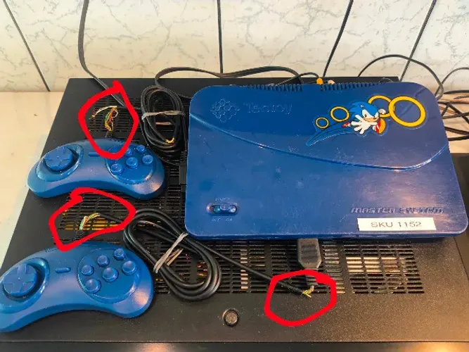 MASTER COM JOGOS NA MEMÓRIA 2 CONTROLES FUNCIONANDO ( LEIA A DESCRIÇÃO)