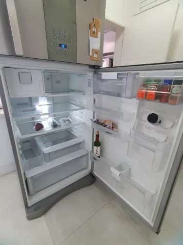 REFRIGERADOR ELETROLUX - 542 LITROS - FROST FREE