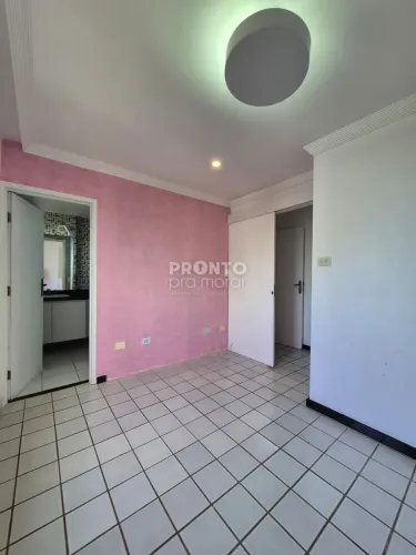Apartamento com 4 quartos em Candeias