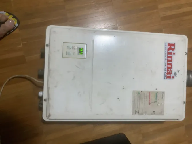 Aquecedor Rinnai de chuveiro e torneira