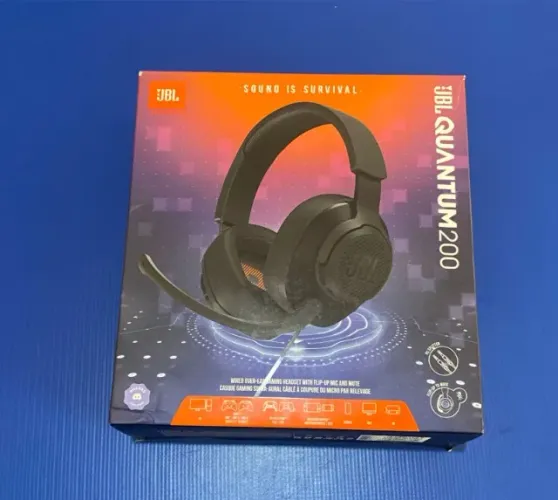  headset gamer JBL Quantum 200 com fio