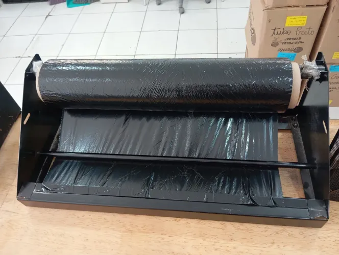 Embaladora para ecommerce semi nova para bobina de 50cm de strech