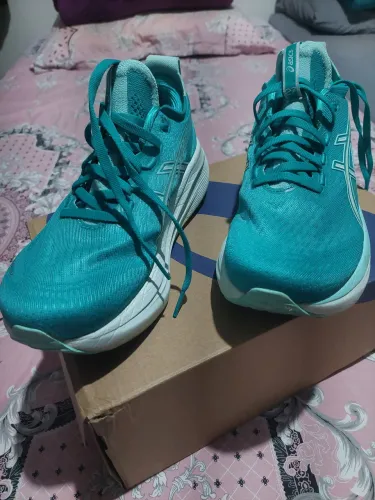 Tênis Asics Nimbus 27 Feminino