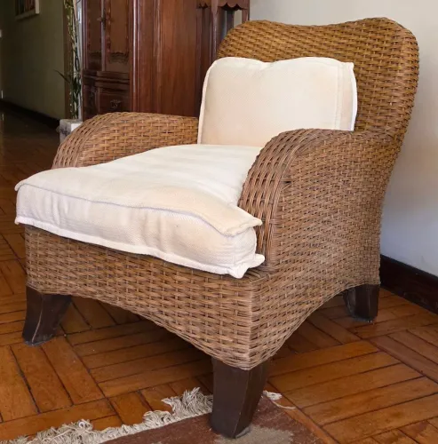 Poltrona em Rattan preço unitário, tenho duas iguais 