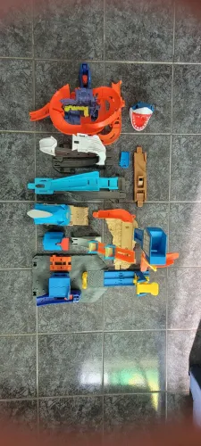 Lote pistas e acessórios hotwheels