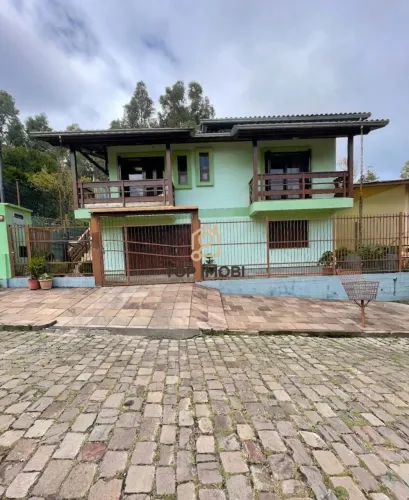 Casa à venda no bairro Mariland - Caxias do Sul/RS