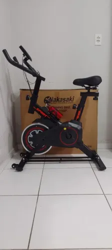 BICICLETA ERGOMÉTRICA NOVA ( PARA VENDER LOGO)
