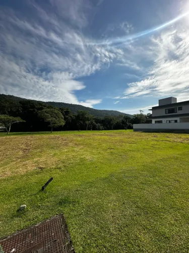 Terreno 420 m² | Vista Definitiva para Área Verde | Villa Ratones