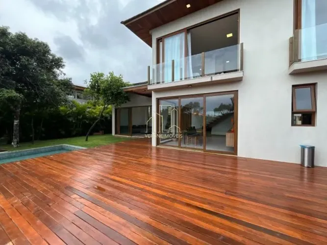 Praia do Forte ? Casa Alto Padrão 5 Suítes com Piscina em Terreno de 800 m² na Ilha dos Pá