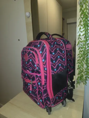 Mochila da Sestini 4 rodas e com alça
