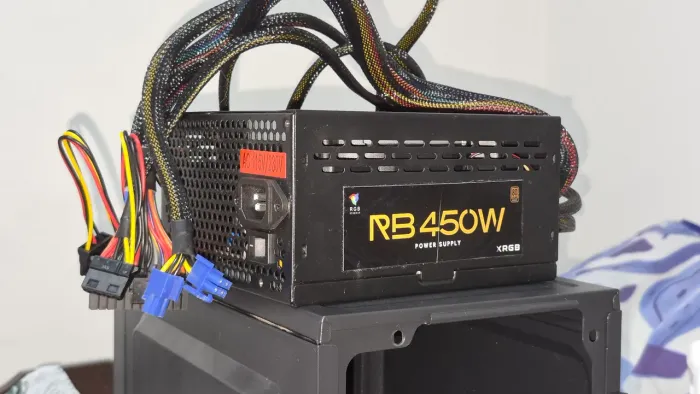 Fonte de Alimentação RB 450W XRGB