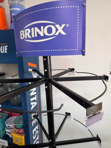 EXPOSITOR DE UTILIDADES