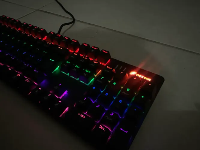 Teclado gamer PARA VENDER RÁPIDO 
