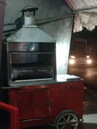 Vendo carrinho churrasco