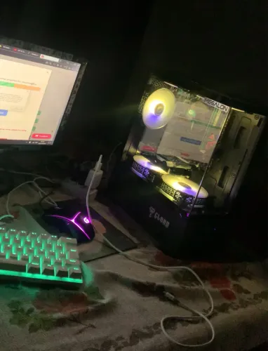 PC GAMER 16 GB RAM RX550